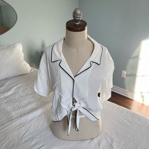 Aritzia Wilfred Free Button Up Tie Blouse